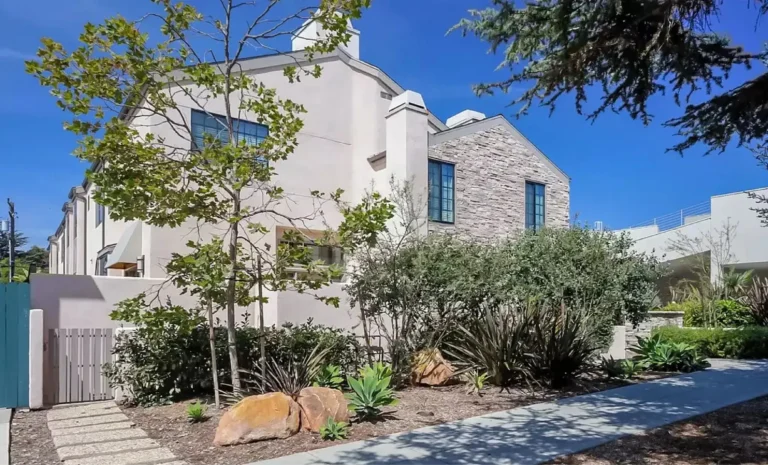 Santa Monica Townhomes