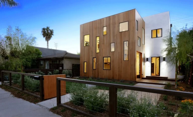 Venice Lantern House